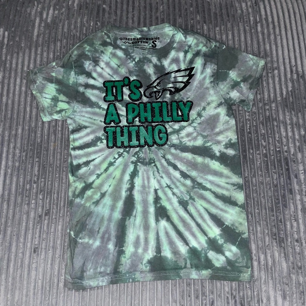 Women’s Philadelphia Eagles It’s A Philly Thing Small Green Tie-Dye Shirt
